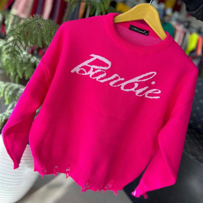 بلوز بافت حرفه ای طرح نوشته باربی پایین زخمی(پک 3 عددی)