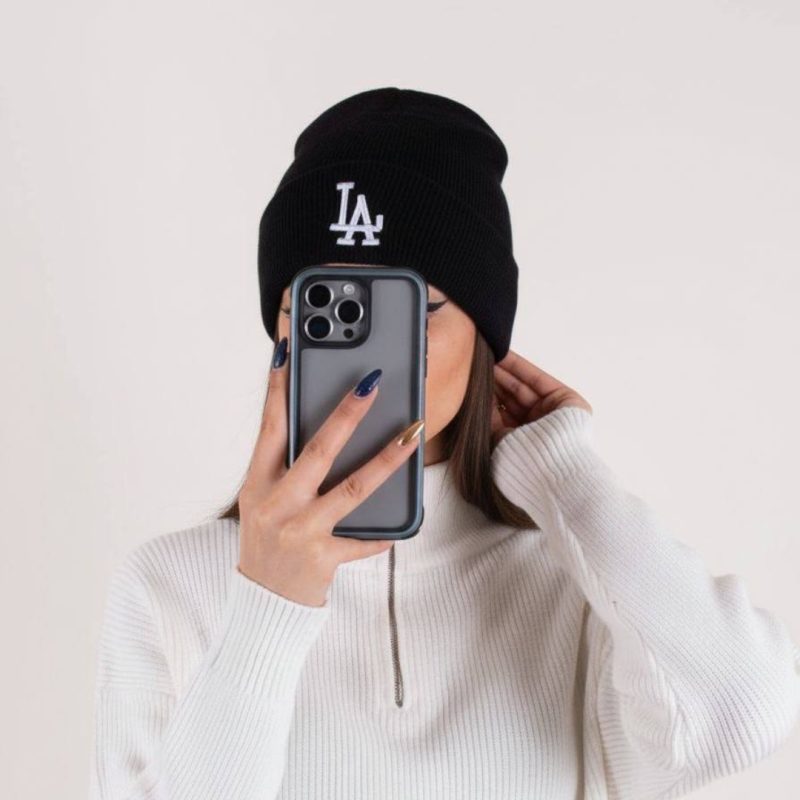 کلاه بافت گلدوزی LA (پک 6 عددی)