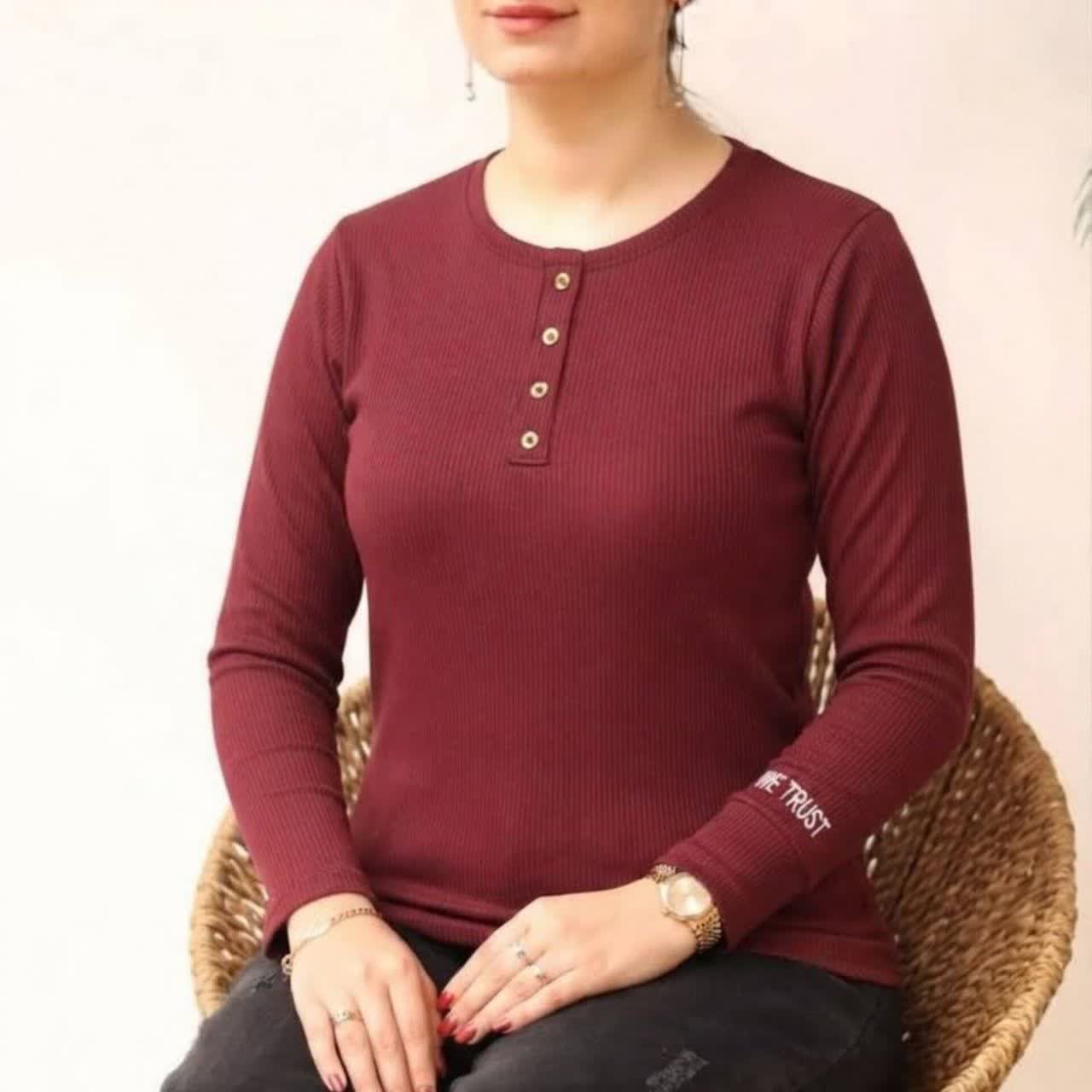 بلوز سر استین گلدوزی ۴ دکمه عمده (پک 5 عددی)